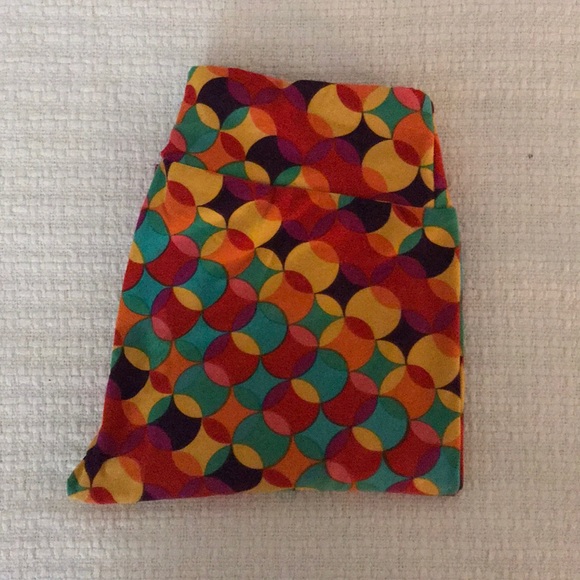 LuLaRoe OS Leggings - Picture 2 of 2